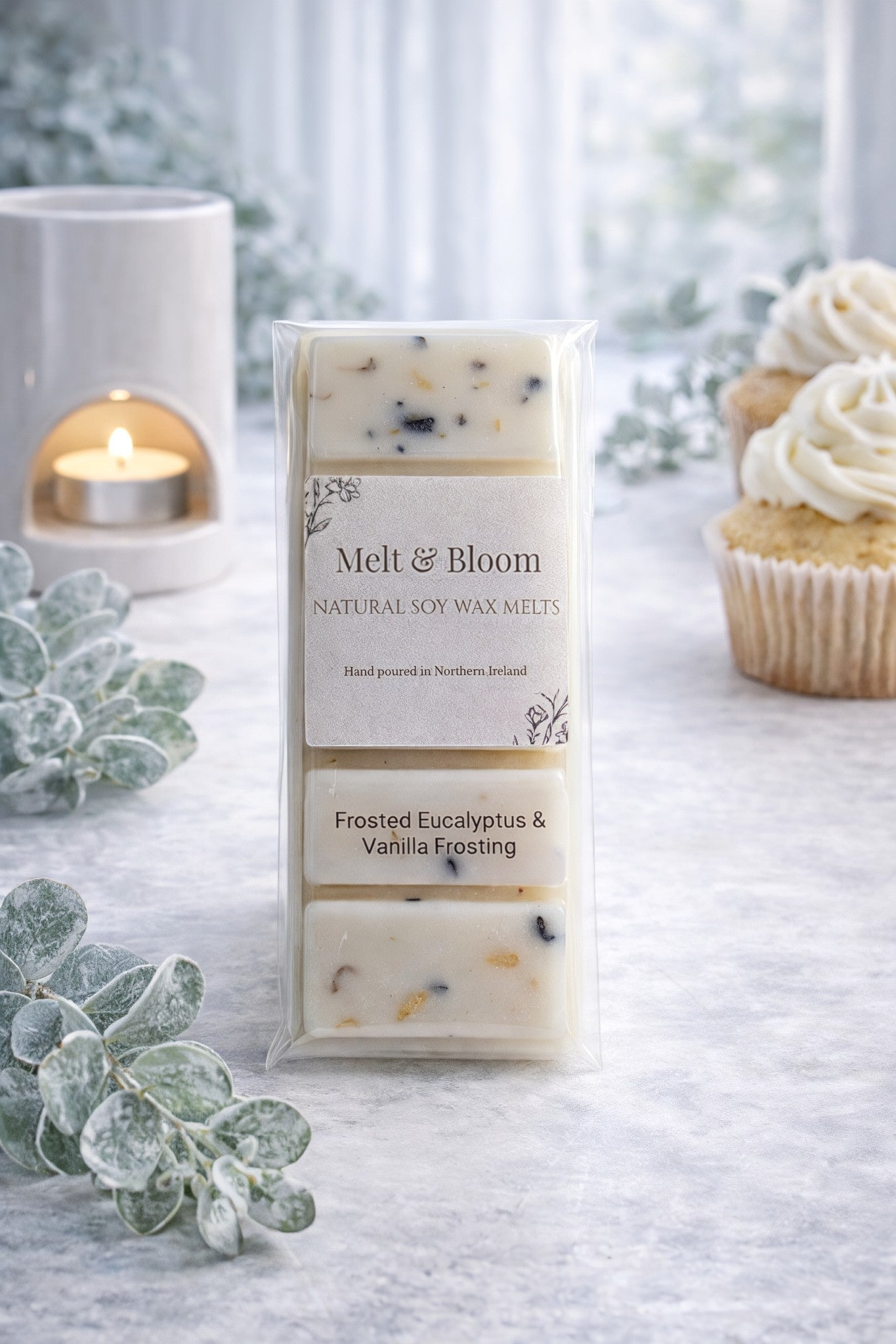 Frosted Eucalyptus & Vanilla Frosting Botanical Snap Bar